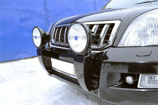 дополнительные-фары-на-авто