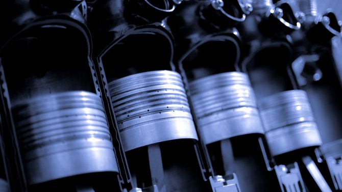 Поршни 12-ти цилиндрового двигателя