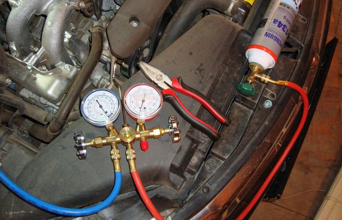 Следить за показателями давления